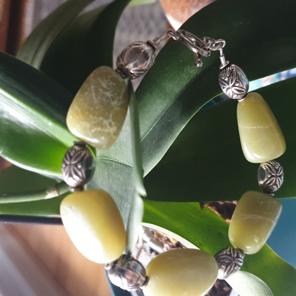 Jade sterling silver bracelet - Picture 1 of 5